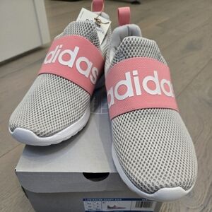 BNIB Adidas Girls running shoes/ sneakers  / slip-on